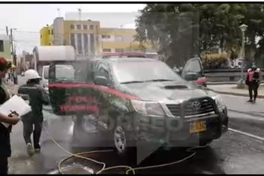 Coronavirus en Perú desinfectan todo vehículo que ingresa a Cañete por prevención